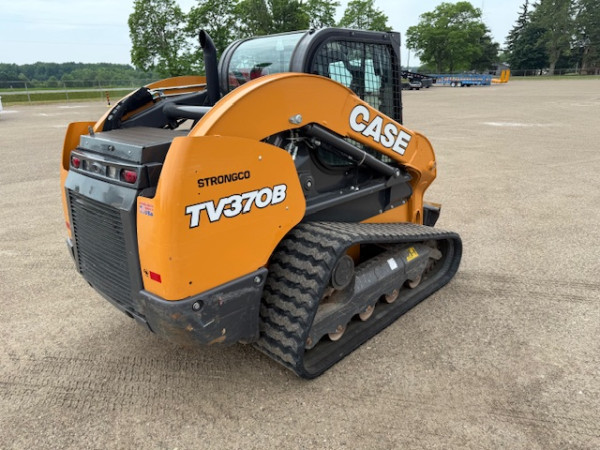 2022 Case TV370B Skid Steer at Sunrise Equipment – Image 1