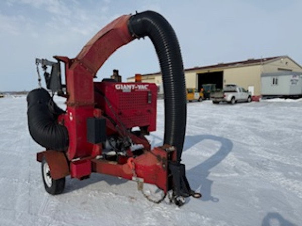 2011 Giant-Vac SM 6600 JDT at Sunrise Equipment – Image 1