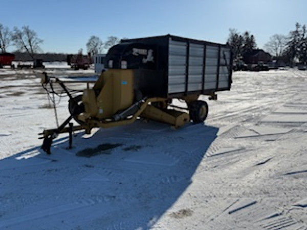 Therrien & Fils Sweeper Vac 220 at Sunrise Equipment – Image 1